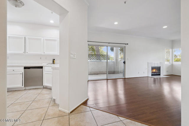 2732 Borchard Road, Newbury Park CA: https://media.crmls.org/mediaz/90548be9-ad5b-4a4f-a7c9-20c2063e0c6b.jpg