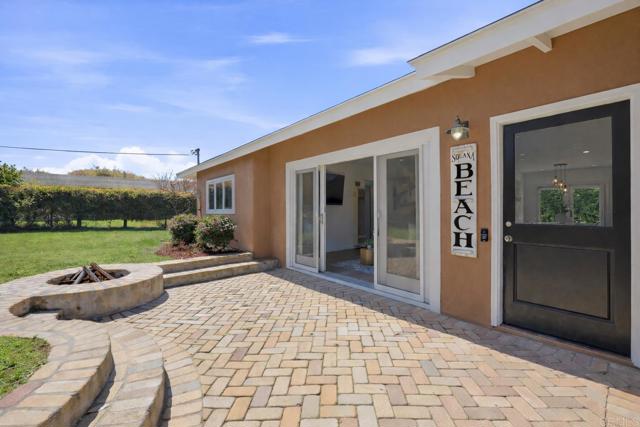 Detail Gallery Image 4 of 32 For 637 N Rios Ave, Solana Beach,  CA 92075 - 4 Beds | 1/1 Baths