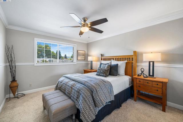 639 Canyon Crest Rd East, San Ramon CA: https://media.crmls.org/mediaz/90552116-523e-493d-8360-e36fc82be7e7.jpg