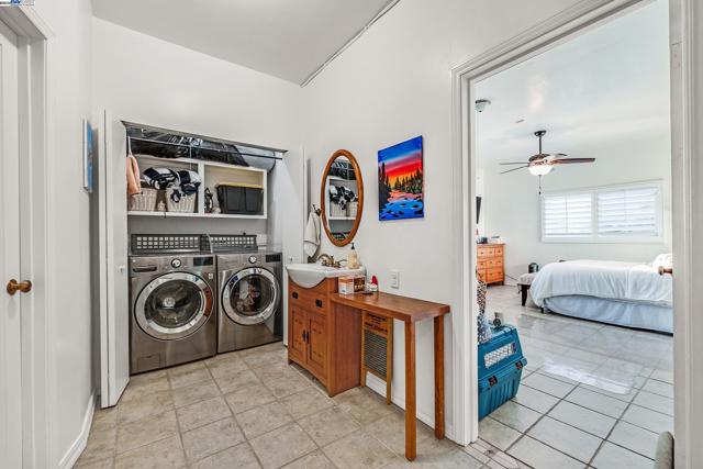 Image 42 of 60 For 1301 Juana Ave