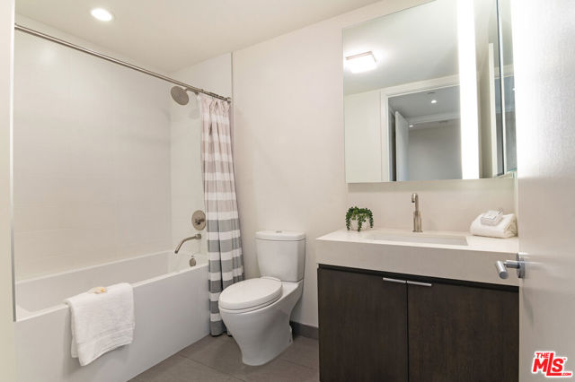1755 Ocean Avenue, Santa Monica CA: https://media.crmls.org/mediaz/9056908a-38e8-4a15-9fd3-9e72b67611ed.jpg