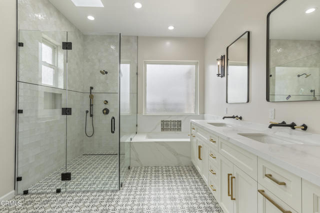6174 Cobblestone Drive, Ventura CA: https://media.crmls.org/mediaz/9056c94f-5c98-4738-b5f7-67ae82e7e416.jpg