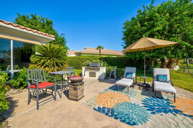 50500 Cypress Point Drive, La Quinta CA: https://media.crmls.org/mediaz/905701a4-6f79-4db1-98ba-3a6233171cd4.jpg