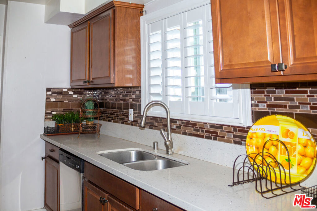 MLS #25621307 image #18