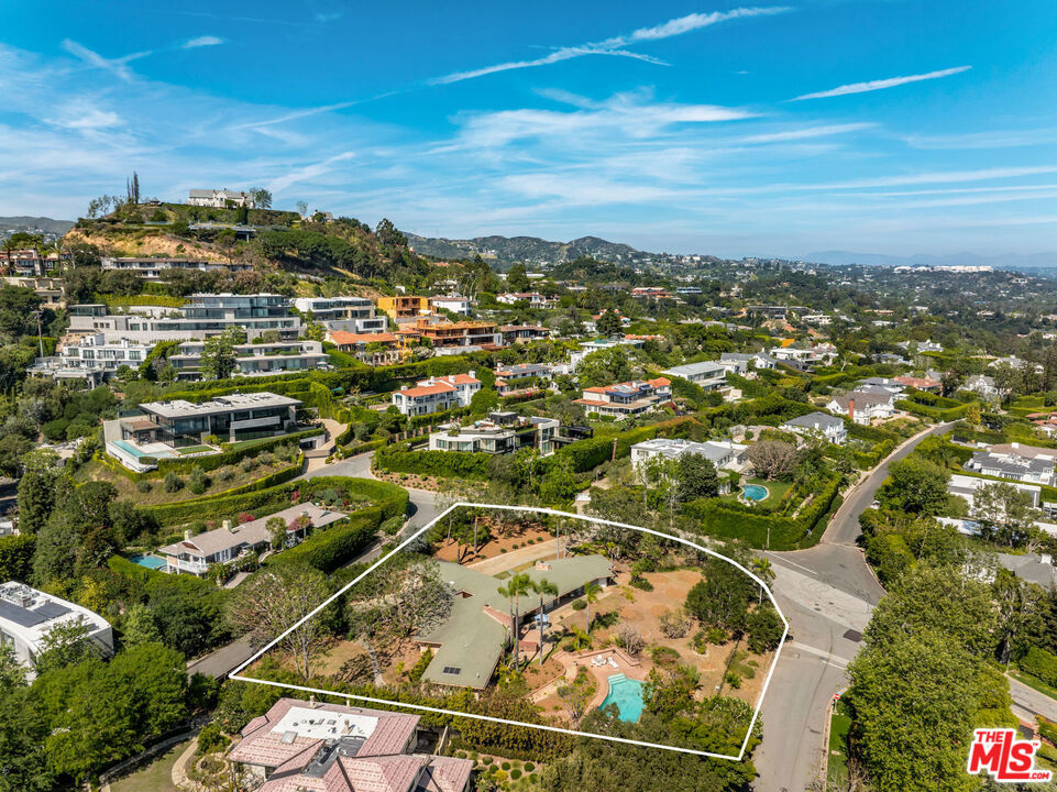 1601 Capri Drive — Mid Century Modern