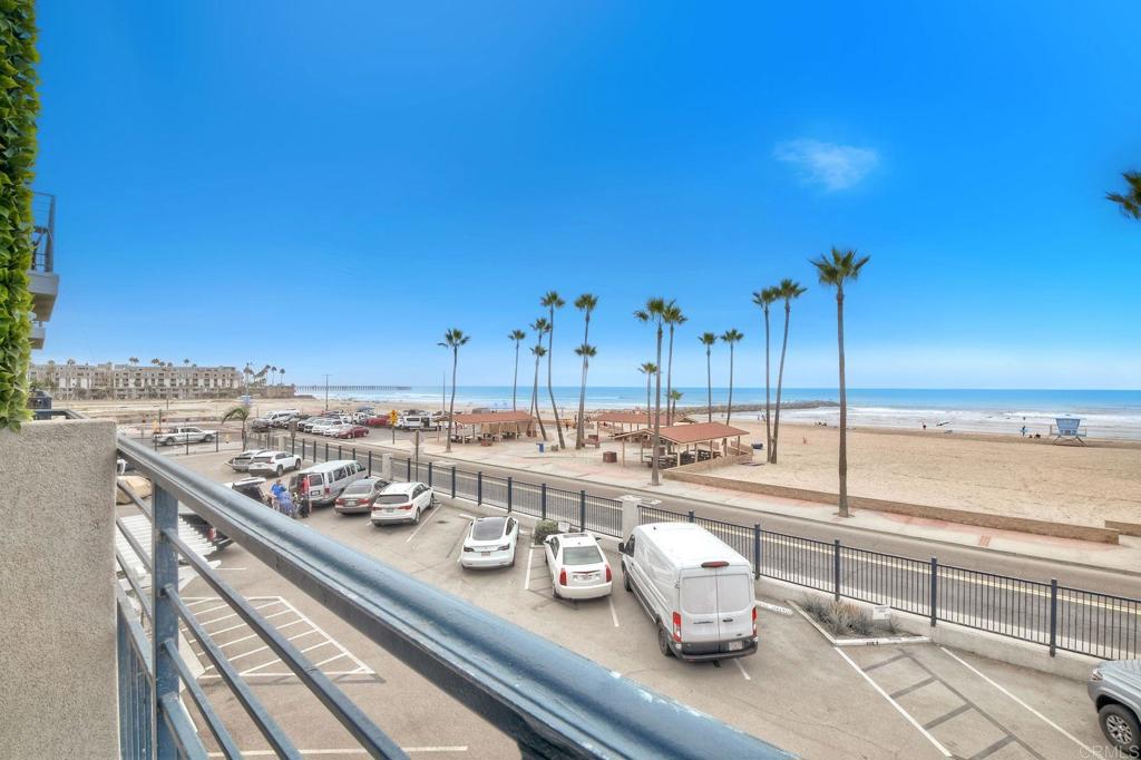 https://media.crmls.org/mediaz/9057f414-932b-4b80-a272-ac3279676e13.jpg?preset=X-Large