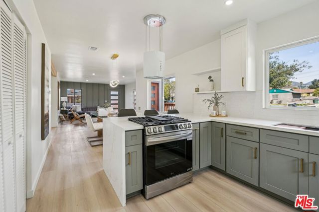 910 Arwin Street, Pasadena CA: https://media.crmls.org/mediaz/9058a9b9-f90d-499e-a09d-935844ac61bc.jpg