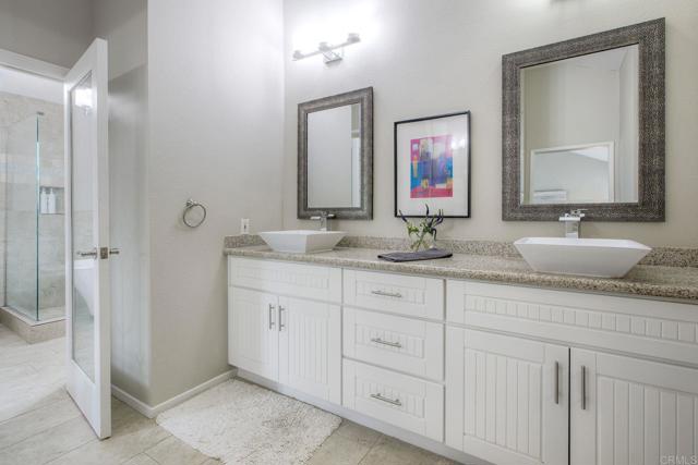 Detail Gallery Image 18 of 45 For 1207 Branding Iron Cir, Vista,  CA 92081 - 4 Beds | 3 Baths