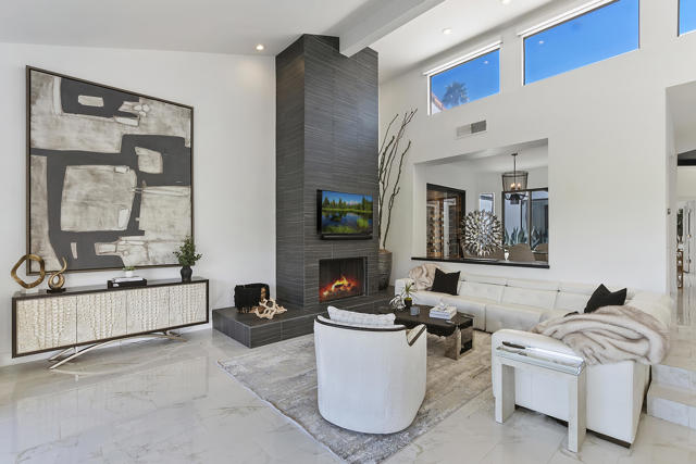 54841 Inverness Way, La Quinta CA: https://media.crmls.org/mediaz/9059e55e-0a41-46e0-848f-ffe9103f842e.jpg