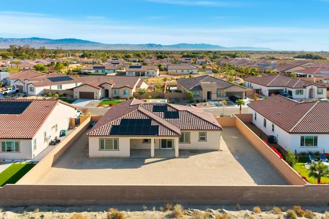 Image 36 of 40 For 58293 Coral View Way