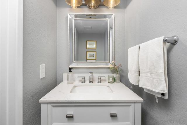 3985 Wabaska, San Diego CA: https://media.crmls.org/mediaz/9059f330-1b01-4f9d-a949-86437a73f5a2.jpg