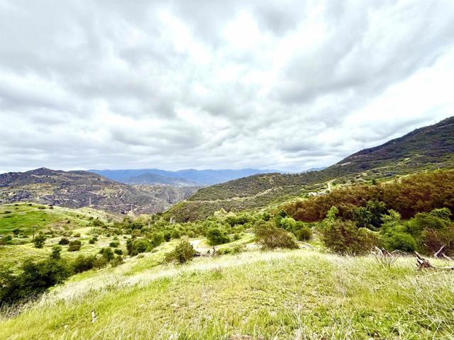 0 Alex Road, Fallbrook CA: https://media.crmls.org/mediaz/905bf6a6-07ad-4d98-935a-cce74eadc893.jpg
