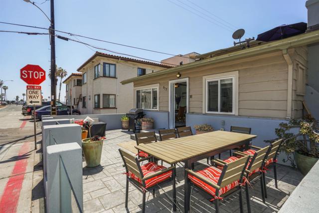 Detail Gallery Image 25 of 50 For 3492 Bayside Ln, San Diego,  CA 92109 - – Beds | – Baths