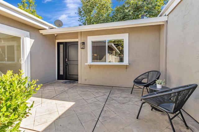 1108 Holly Oak Circle, San Jose CA: https://media.crmls.org/mediaz/905c4808-4fd7-4b3a-be28-fe3e7176aeb6.jpg