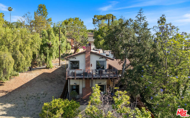 4713 Bedel Street, Woodland Hills CA: https://media.crmls.org/mediaz/905c9881-8e4c-4fa2-9763-44f86f6a29f5.jpg