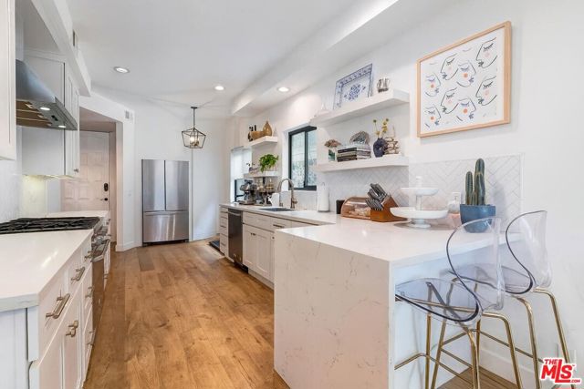 1131 12th Street, Santa Monica CA: https://media.crmls.org/mediaz/905cbf5d-3dec-41f9-ba53-87c059c8670c.jpg