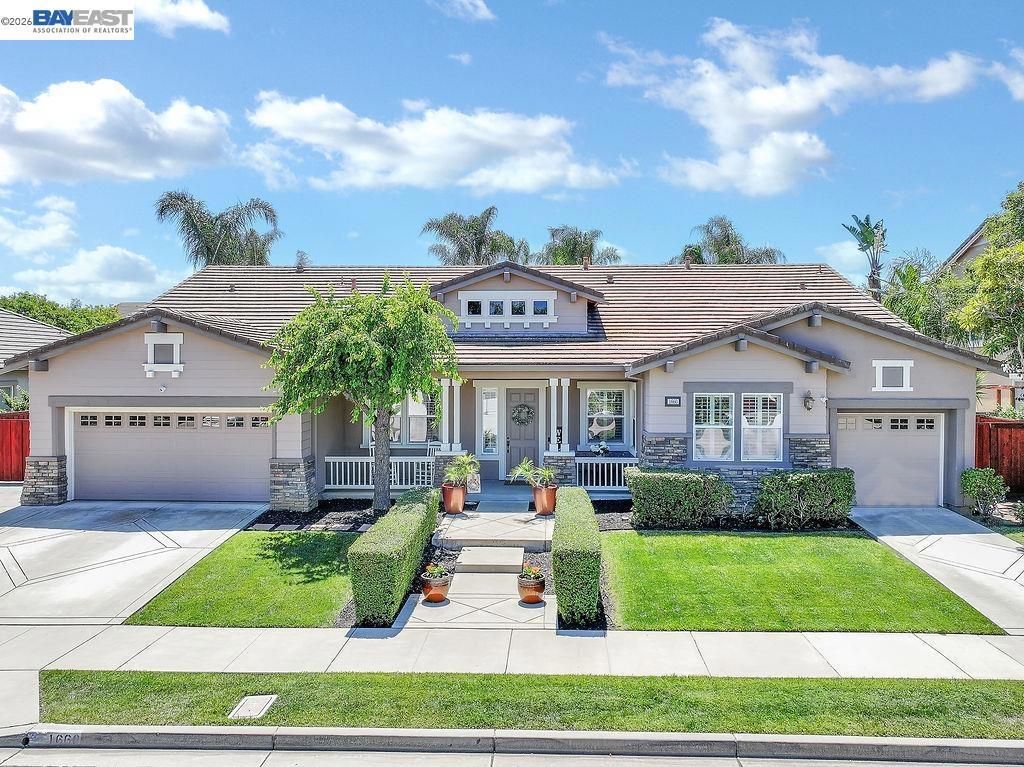 1660 Albani Pl