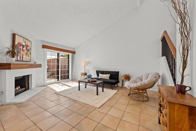 1579 Apache Drive, Chula Vista CA: https://media.crmls.org/mediaz/905d3dce-a58d-46d2-a591-1ad2dd3bc25d.jpg