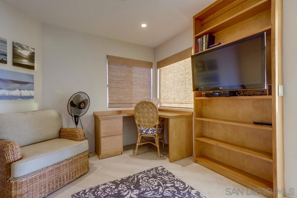 MLS #250032146SD img 29