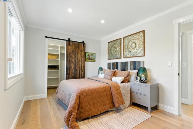 9658 Broadmoor Dr, San Ramon CA: https://media.crmls.org/mediaz/905fb2f2-3067-4d46-afc5-3a10d8b5ca91.jpg