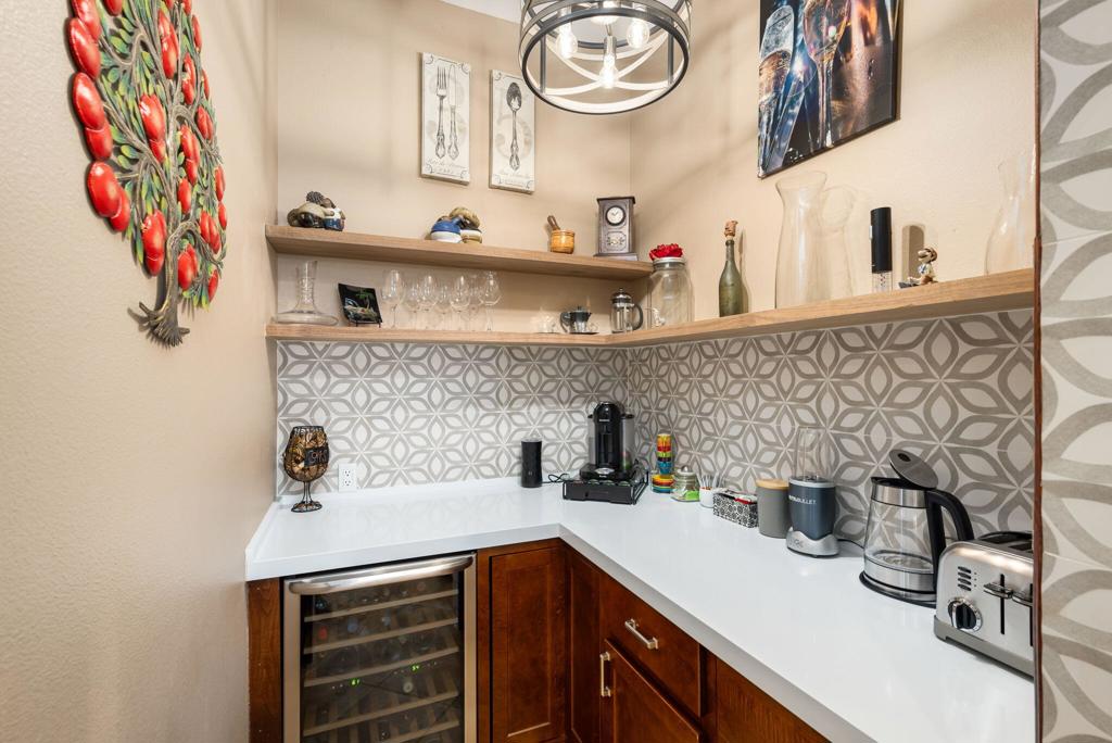 MLS #219138525DA image #26