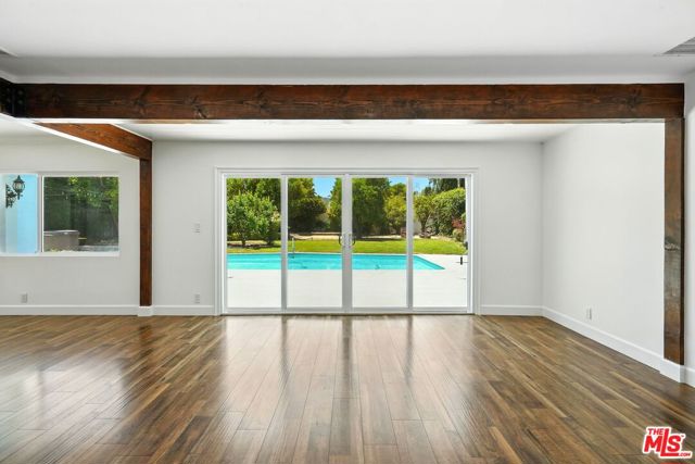 20616 Quedo Drive, Woodland Hills CA: https://media.crmls.org/mediaz/90609463-9b13-4c6d-b1d8-fbfe3b706902.jpg