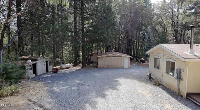 1605 Fitch Road, Laytonville CA: https://media.crmls.org/mediaz/90628249-c13b-469c-bb2a-ceb0d2320434.jpg