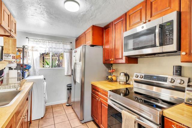 Detail Gallery Image 14 of 40 For 9555 Cottonwood Ave #E,  Santee,  CA 92071 - 2 Beds | 1/1 Baths