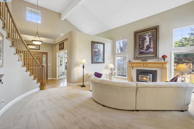 304 AVONDALE LANE, Livermore CA: https://media.crmls.org/mediaz/90632558-cd75-44d7-aee4-2dd3d2e9a074.jpg