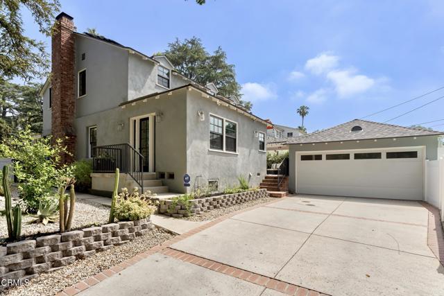 1236 New York Drive, Altadena CA: https://media.crmls.org/mediaz/9063ac6c-064c-4eb6-aa5b-d2c05931f536.jpg