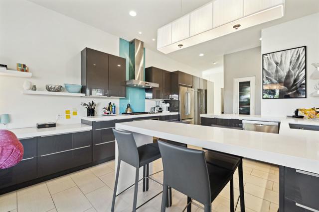 47360 Jadida Avenue, Palm Desert CA: https://media.crmls.org/mediaz/90649f02-b9bc-42a6-9ed0-5f0e25599d2a.jpg