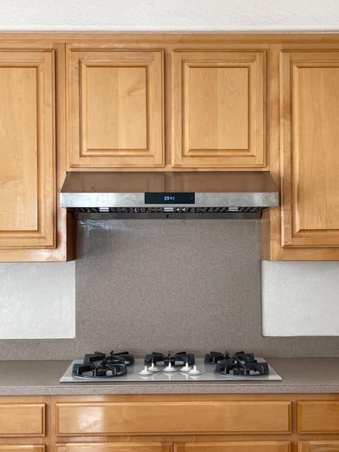 1065 Rockport Avenue, Redwood City CA: https://media.crmls.org/mediaz/9065bcef-ff2a-4d5b-a24a-4dc5f1f9abb6.jpg