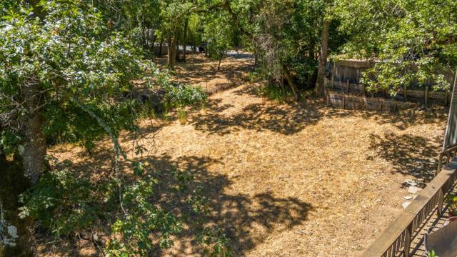 161 Los Trancos Circle, Portola Valley CA: https://media.crmls.org/mediaz/906662f4-9f6b-466c-ac61-a2505ebfed2b.jpg