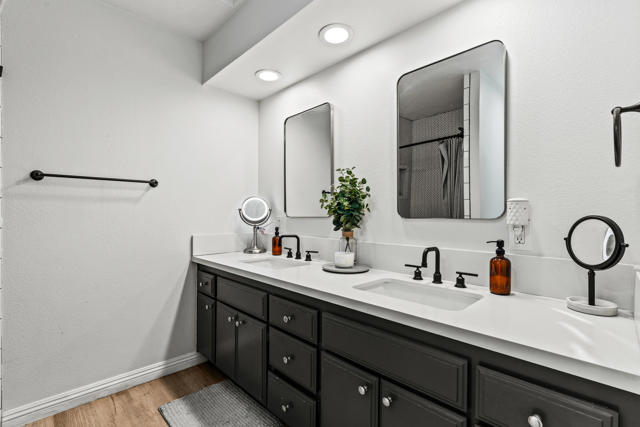 3773 English Drive, Hemet CA: https://media.crmls.org/mediaz/90668361-b12f-46b5-a107-040e2393b946.jpg