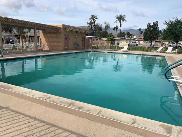 42627 Granite Place, Palm Desert CA: https://media.crmls.org/mediaz/9066f4da-d77e-4186-b549-e37b23329170.jpg