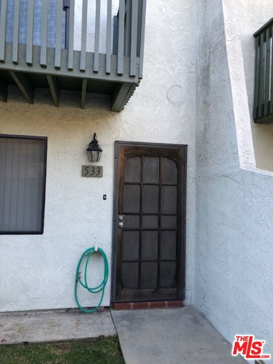 533 W 219th Street, Carson CA: https://media.crmls.org/mediaz/9067943f-2fa6-4ef4-8dfa-2c75688a1024.jpg