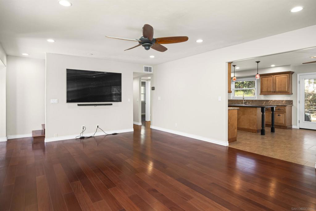 885 Eldorado Drive - photo 7