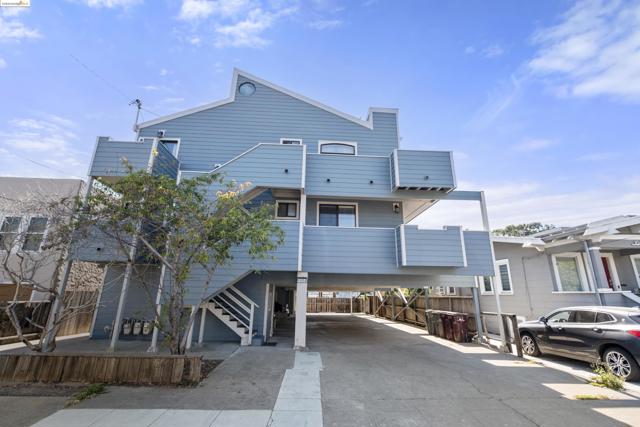 Image 1 of 31 For 1050 Kains Ave.  3