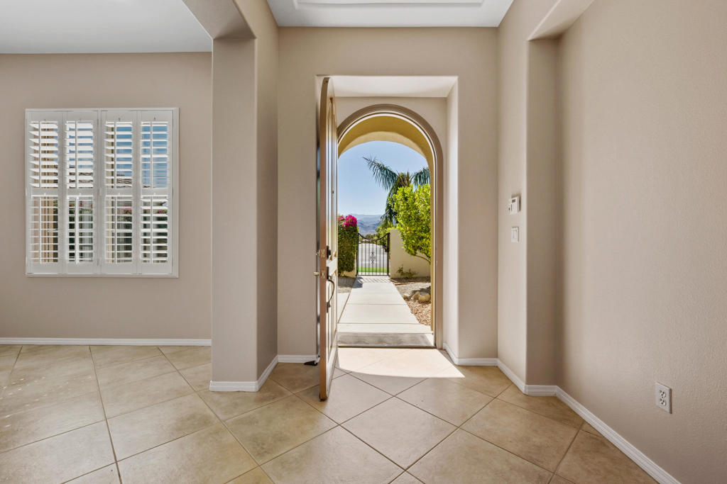 MLS #219136618DA image #5