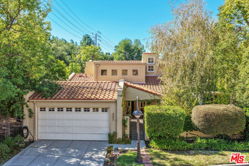 4303 Park Paloma