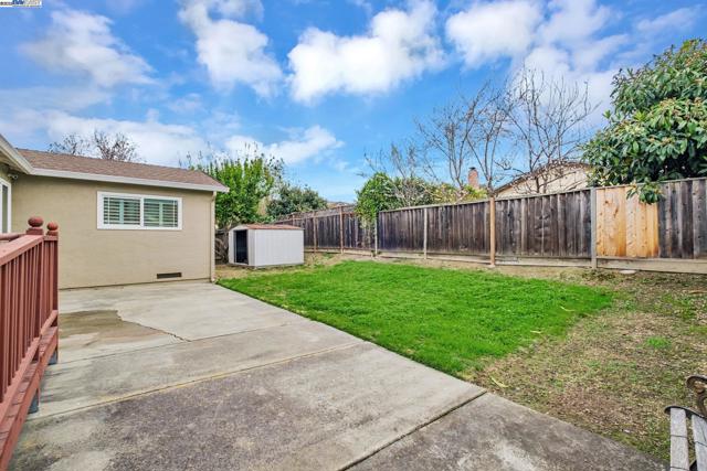 Image 29 of 37 For 2716 Killdeer Ct