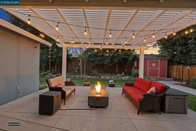 Image 15 of 28 For 2105 Holbrook Drive