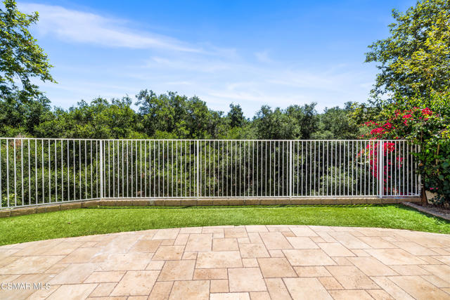 3206 Clarita Court, Thousand Oaks CA: https://media.crmls.org/mediaz/906cde4d-08c5-44c7-9203-2731d245b532.jpg