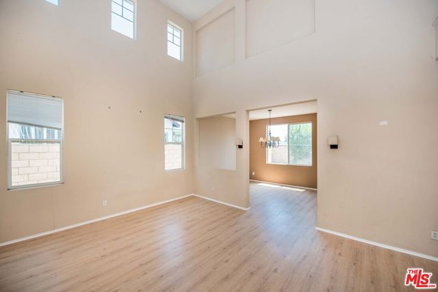 11372 Bridgeway Court, Riverside CA: https://media.crmls.org/mediaz/906ce10f-1819-4a46-a7b9-4bb6f2df6cf7.jpg