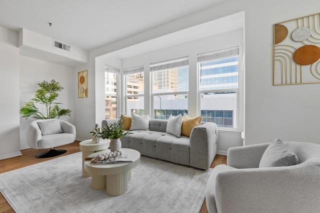 655 12th Street, Oakland CA: https://media.crmls.org/mediaz/906d236e-a079-4003-b547-3bdd769318c4.jpg