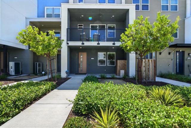 5713 Immersion Loop, San Jose CA: https://media.crmls.org/mediaz/906ec191-d46b-4c76-bfd2-77a664f85080.jpg