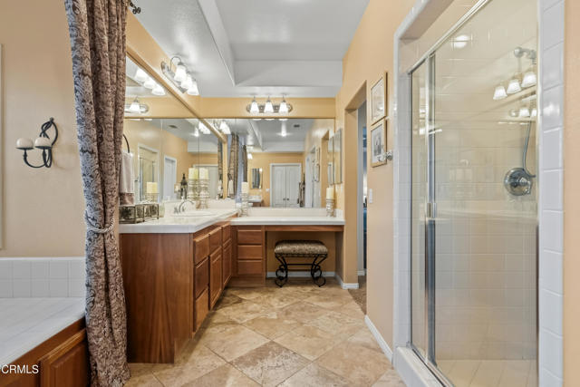 490 Peter Place, Simi Valley CA: https://media.crmls.org/mediaz/906efdae-2f2d-4bbf-ab0c-ca04e3d6c1b6.jpg