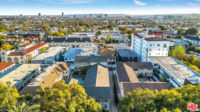 8218 De Longpre Avenue, West Hollywood CA: https://media.crmls.org/mediaz/906f1816-749b-4699-bd5b-f222c03c3421.jpg