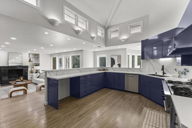 1621 El Sereno Court, Los Altos CA: https://media.crmls.org/mediaz/906f1a0d-f740-4dfc-b21b-b1de99920b46.jpg