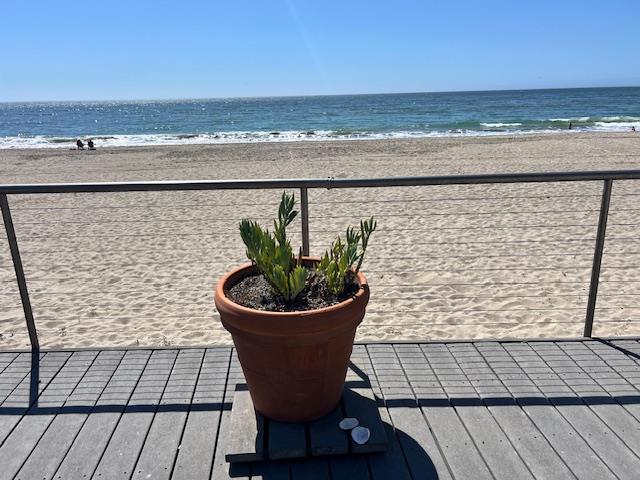 545 Beach Drive, Aptos CA: https://media.crmls.org/mediaz/90707fa5-abf6-41cb-b3d2-6f580f27e5ed.jpg